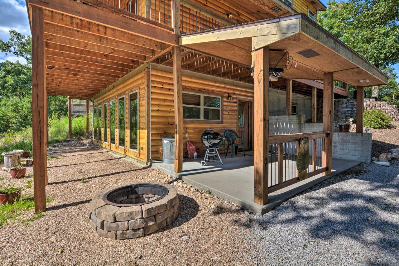 Spacious Log Cabin With Fire Pit And Game Room! Eureka Springs Buitenkant foto