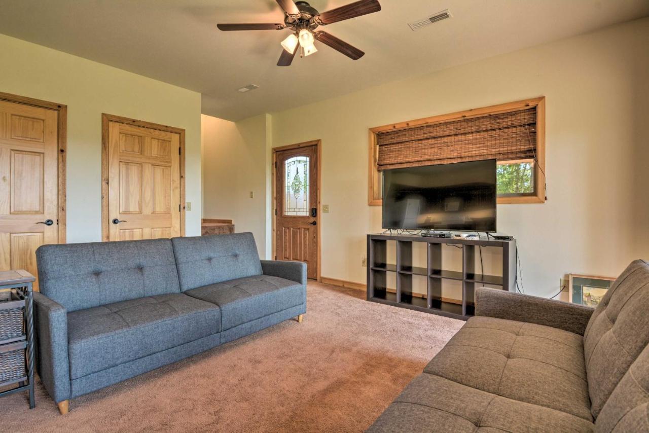 Spacious Log Cabin With Fire Pit And Game Room! Eureka Springs Buitenkant foto