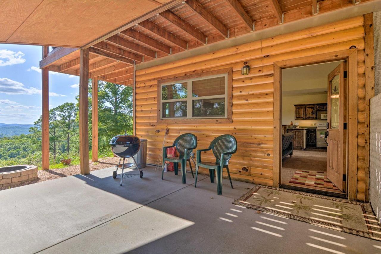 Spacious Log Cabin With Fire Pit And Game Room! Eureka Springs Buitenkant foto